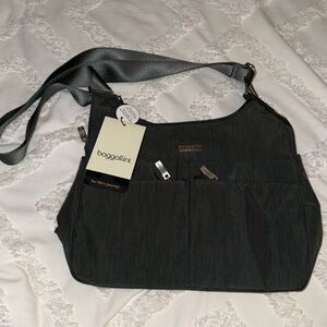 baggallini cross over crossbody bag charcoal NWT